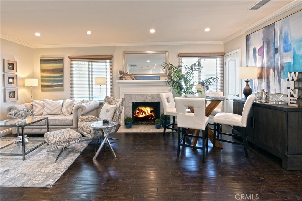 1319 Unit B W Bay Avenue B, Newport Beach CA 92661 - photo 1