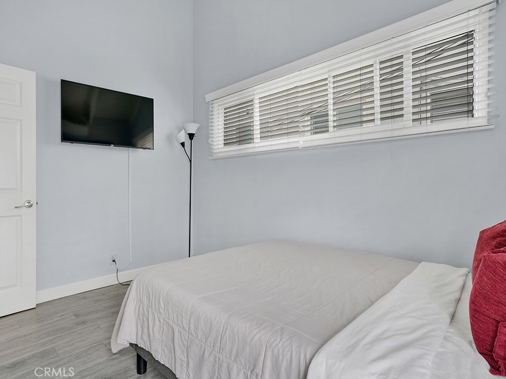 1320 W Balboa Boulevard, Newport Beach CA 92661 - photo 30