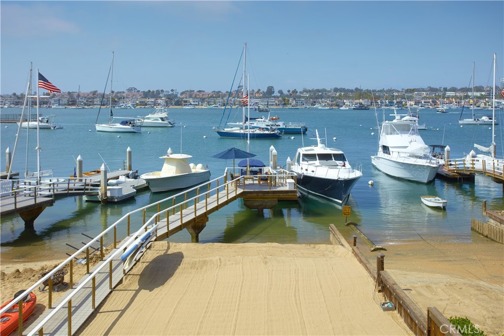1324 E Balboa Boulevard, Newport Beach CA 92661 - photo 4