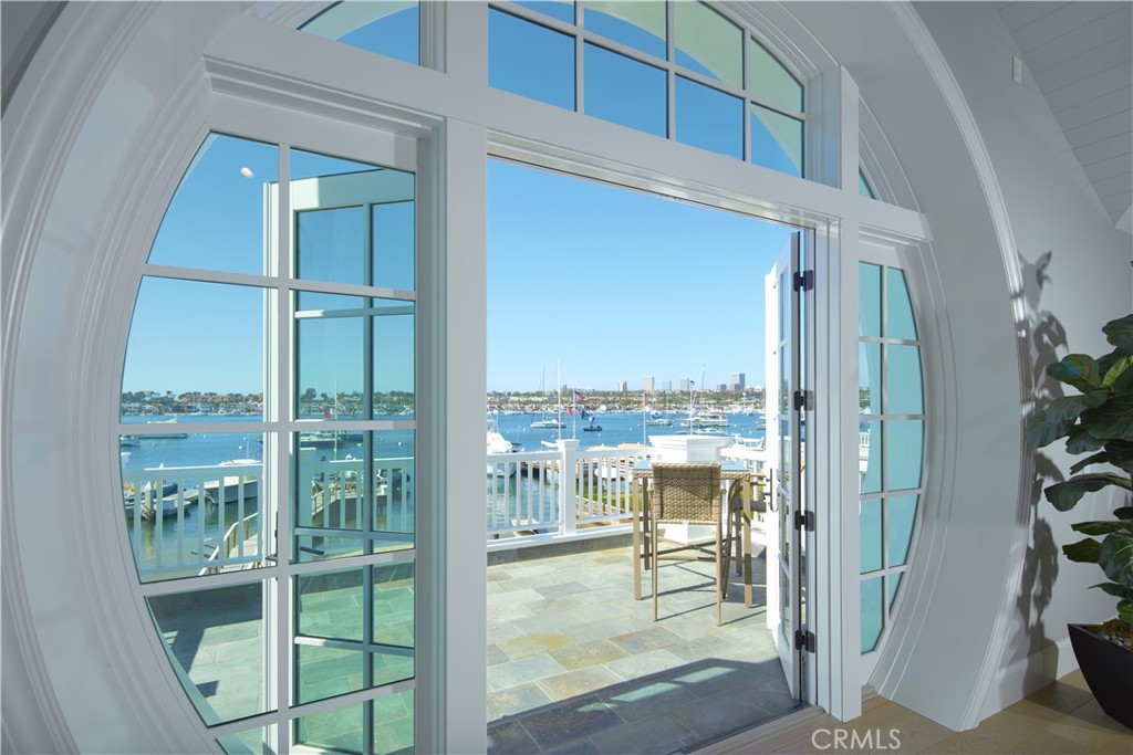 1324 E Balboa Boulevard, Newport Beach CA 92661 - photo 34