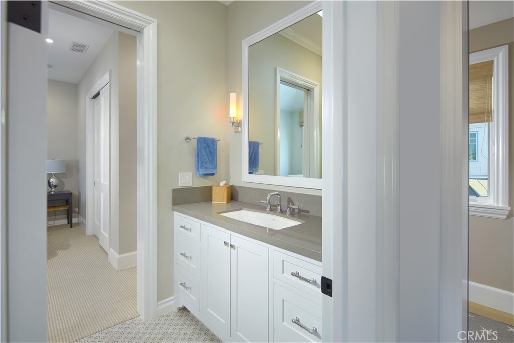 1324 E Balboa Boulevard, Newport Beach CA 92661 - photo 47
