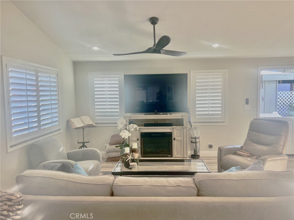 135 Liberty, Newport Beach CA 92660 - photo 8