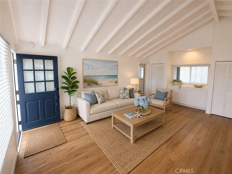 137 Topaz 1/2, Newport Beach, CA 92662