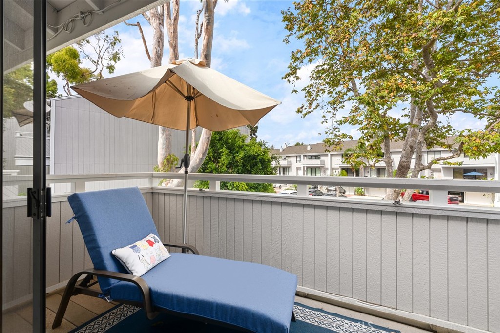 Primary deck - 14 Gretel Court 130, Newport Beach CA 92663 - photo 20