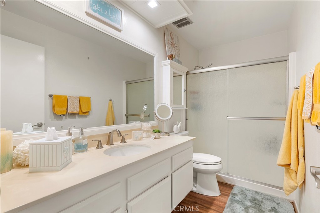 Guest Bathroom - 14 Gretel Court 130, Newport Beach CA 92663 - photo 25