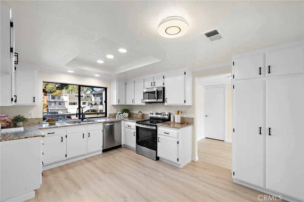 14 Robon Court, Newport Beach CA 92663 - photo 7