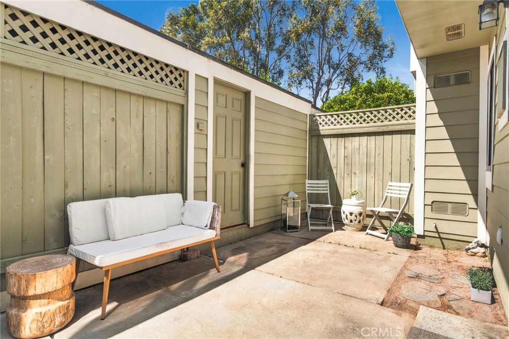 14 Surfside Ct Court, Newport Beach CA 92663 - photo 23