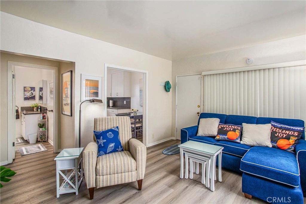 Unit 2 LR - 1408 W Oceanfront, Newport Beach CA 92661 - photo 15