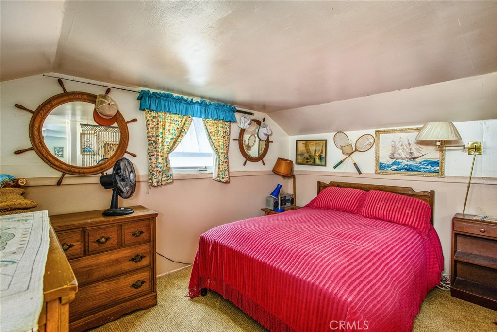 Unit 3 upstairs bedroom (2) - 1408 W Oceanfront, Newport Beach CA 92661 - photo 21