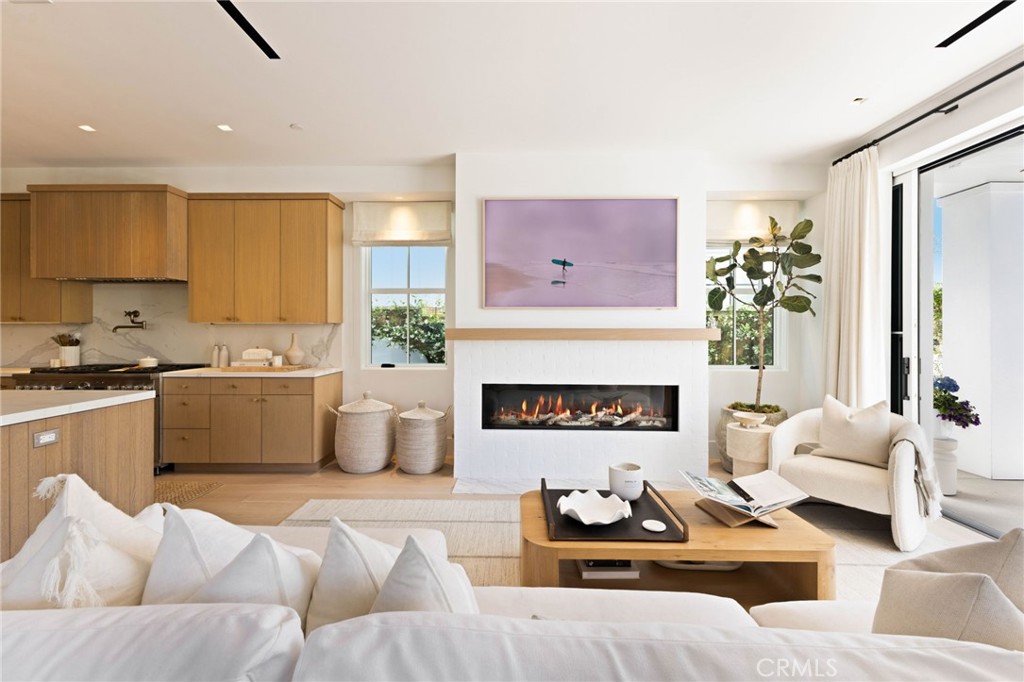 1416 E Balboa Boulevard, Newport Beach CA 92661 - photo 4