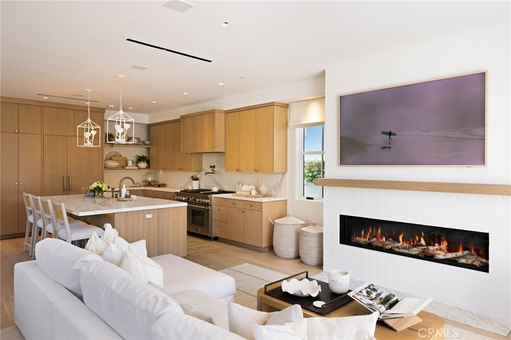 1416 E Balboa Boulevard, Newport Beach CA 92661 - photo 5