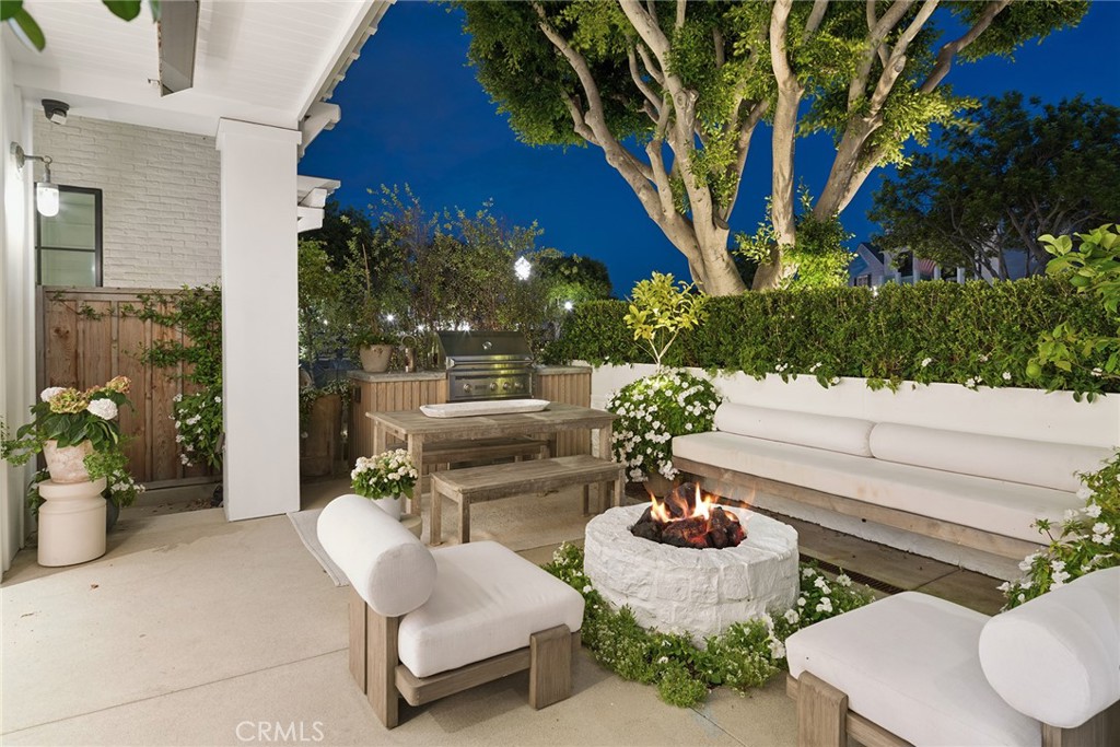 1416 E Balboa Boulevard, Newport Beach CA 92661 - photo 38