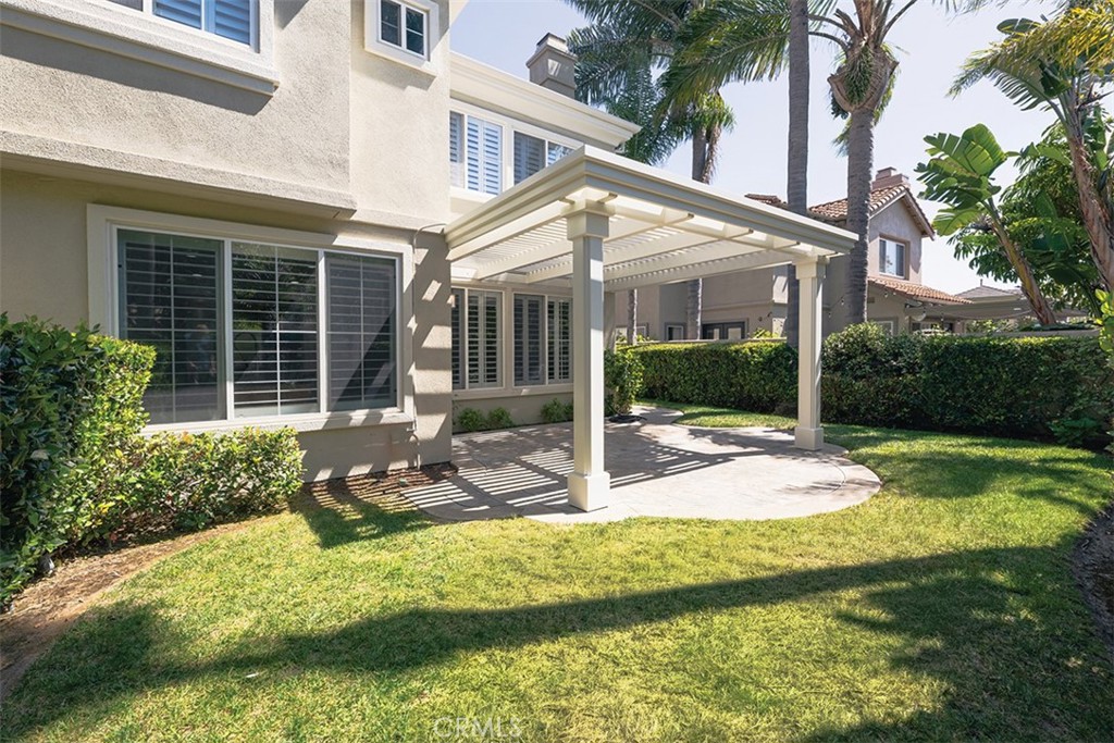 Beautiful Private Backyard perfect for entertaining. - 1417 SEA RIDGE Drive, Newport Beach CA 92660 - photo 24