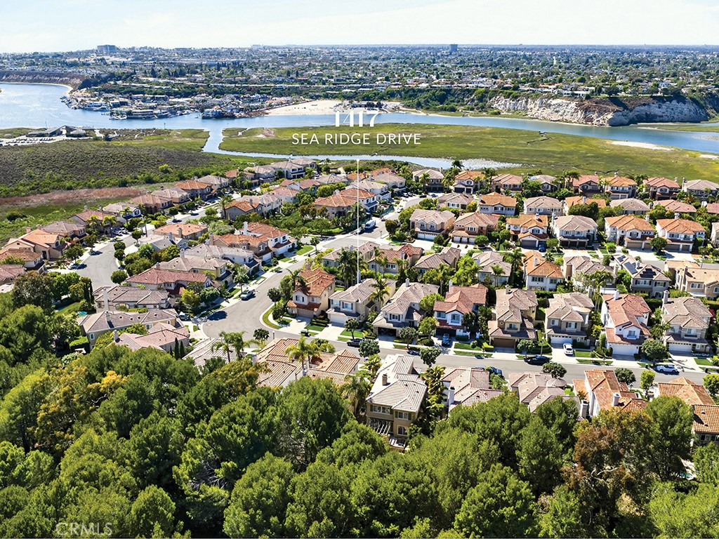 Overlooking the backbay - 1417 SEA RIDGE Drive, Newport Beach CA 92660 - photo 28