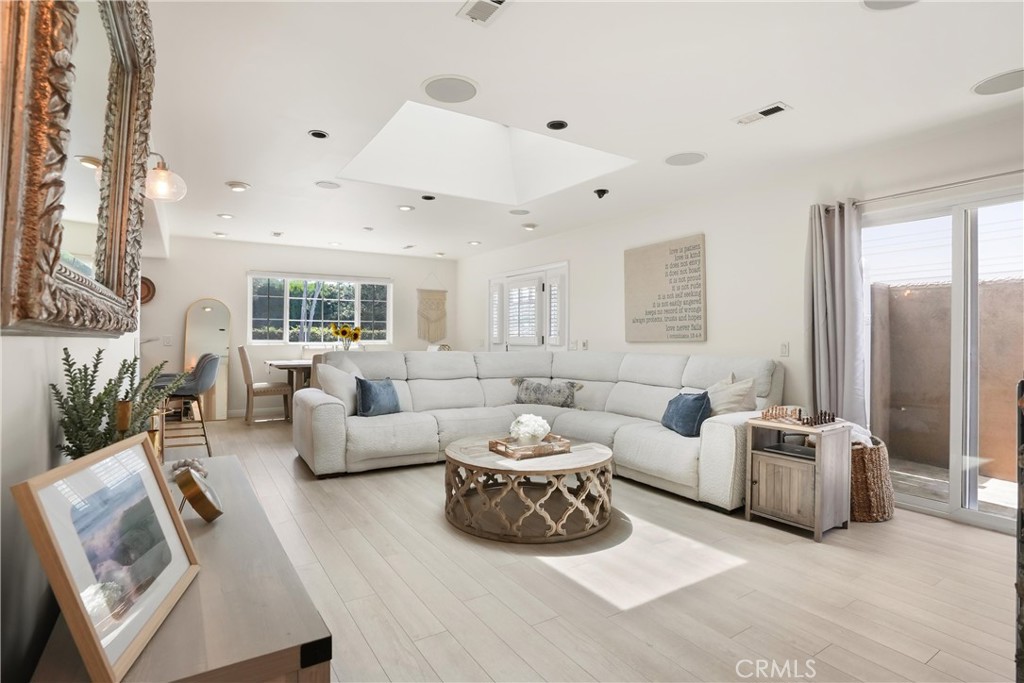 142 Liberty, Newport Beach CA 92660 - photo 9