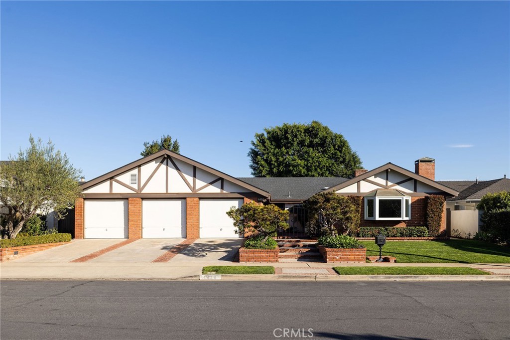 Front exterior - 1430 Lincoln, Newport Beach CA 92660 - photo 1