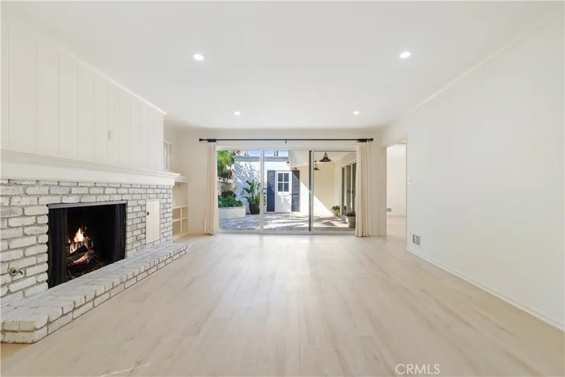 149 Via Waziers, Newport Beach, CA 92663