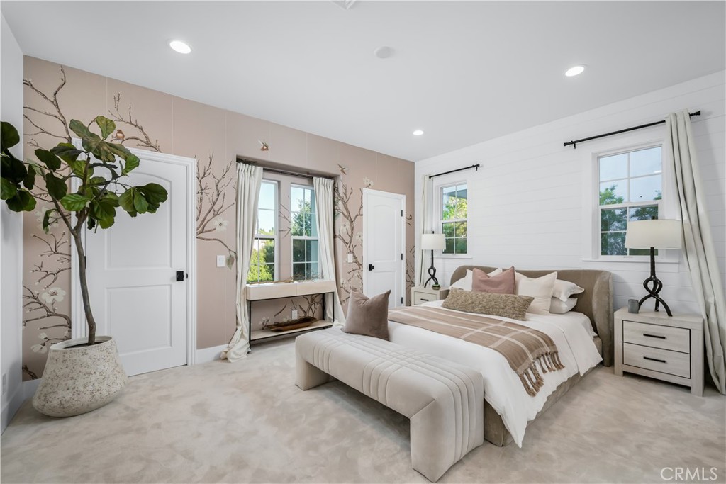 15 Boardwalk, Newport Beach CA 92660 - photo 32