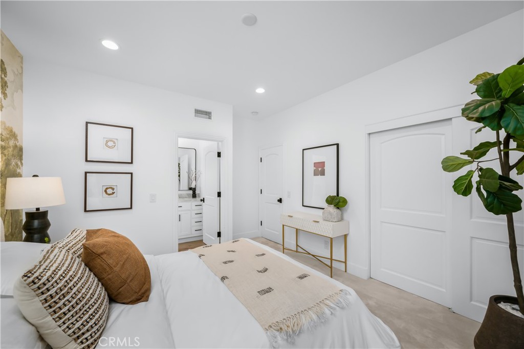 15 Boardwalk, Newport Beach CA 92660 - photo 35