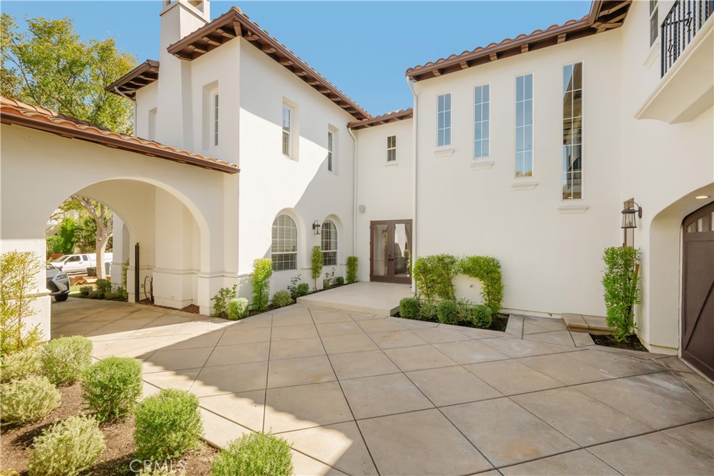 15 Boardwalk, Newport Beach CA 92660 - photo 38