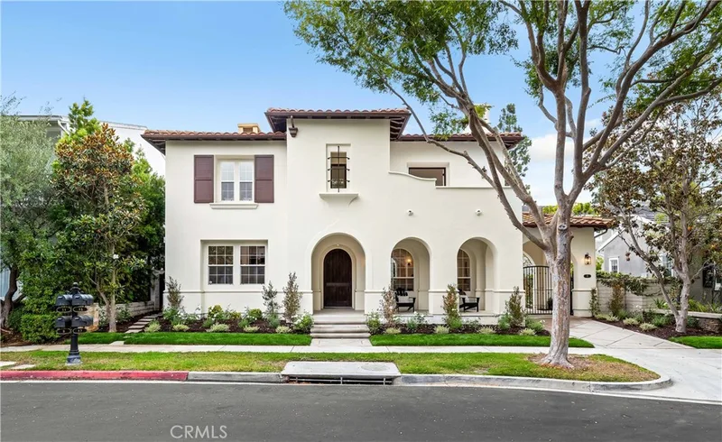 15 Boardwalk, Newport Beach, CA 92660