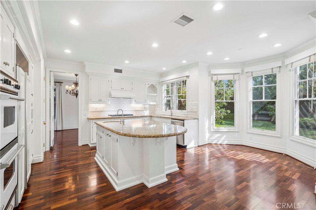 15 Jupiter Hills Drive, Newport Beach CA 92660 - photo 11
