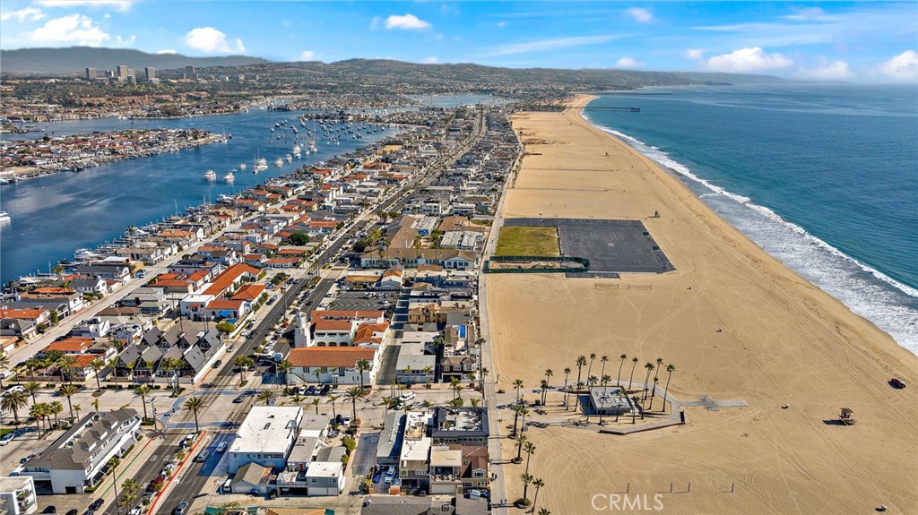 1504 W Oceanfront 5, Newport Beach CA 92663 - photo 33
