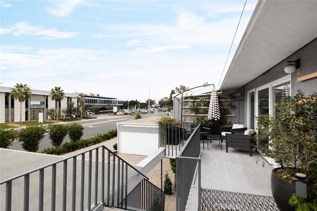 1504 Westcliff Drive 5, Newport Beach CA 92660 - photo 15