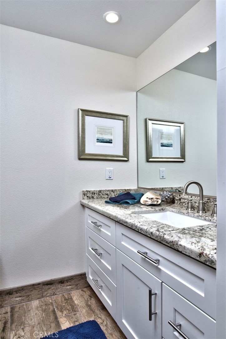 1509 E BALBOA Boulevard A, Newport Beach CA 92661 - photo 16