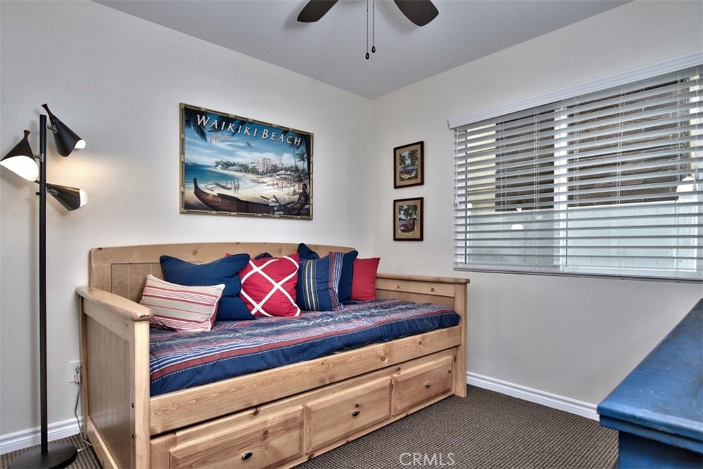 1509 E BALBOA Boulevard A, Newport Beach CA 92661 - photo 19