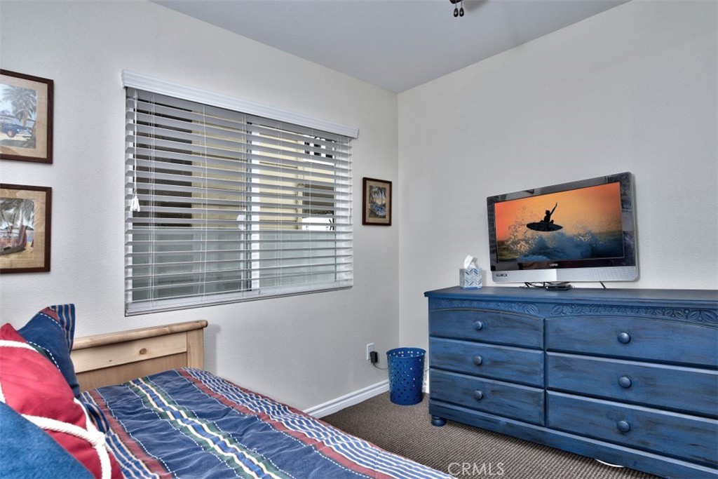 1509 E BALBOA Boulevard A, Newport Beach CA 92661 - photo 20