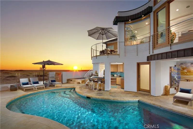 1510 E Oceanfront, Newport Beach, CA 92661