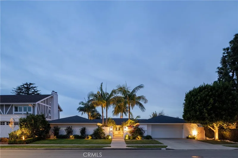 1515 Antigua, Newport Beach, CA 92660