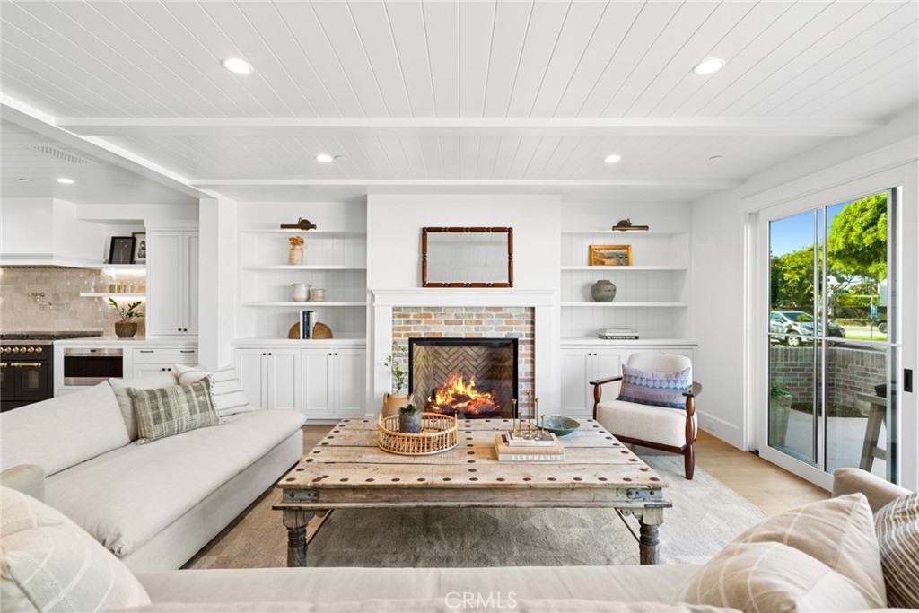 1517 Miramar Drive, Newport Beach CA 92661 - photo 4