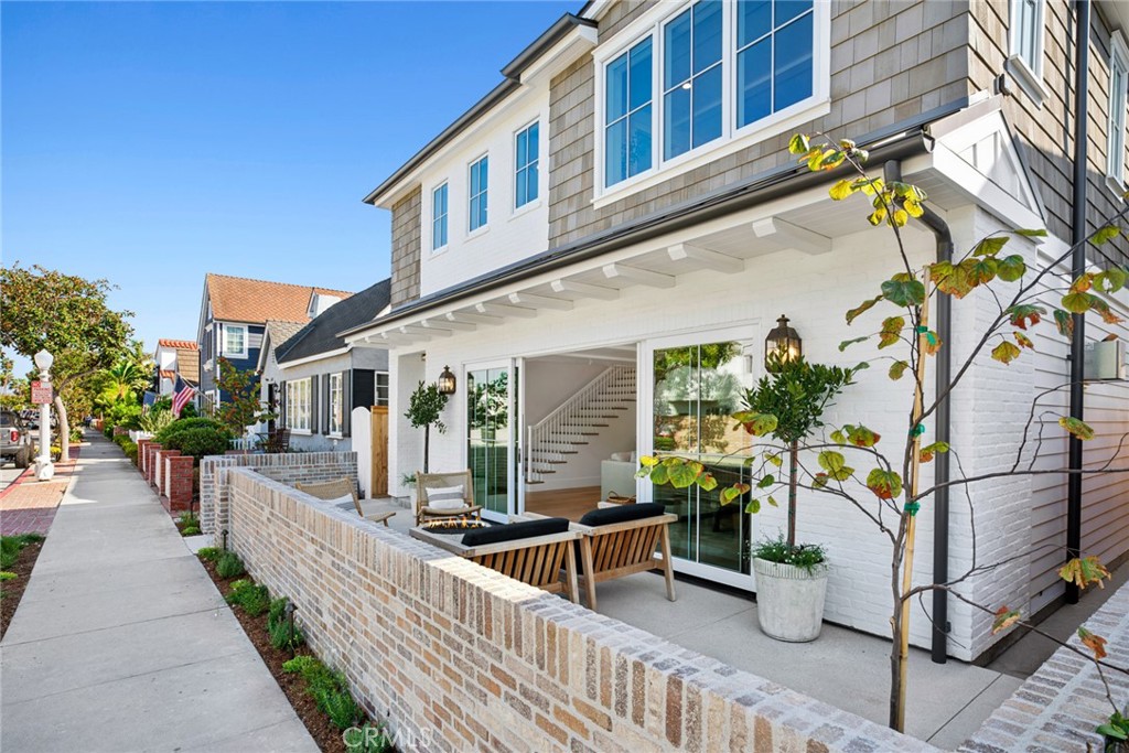 1517 Miramar Drive, Newport Beach CA 92661 - photo 45