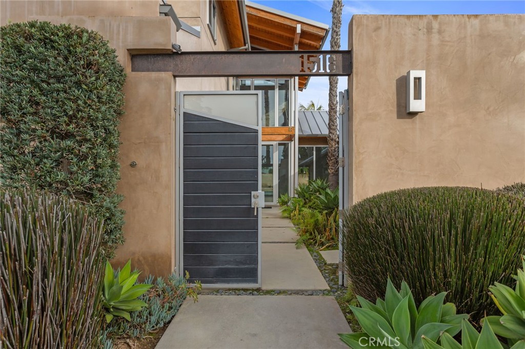 1518 Anita Lane, Newport Beach CA 92660 - photo 2