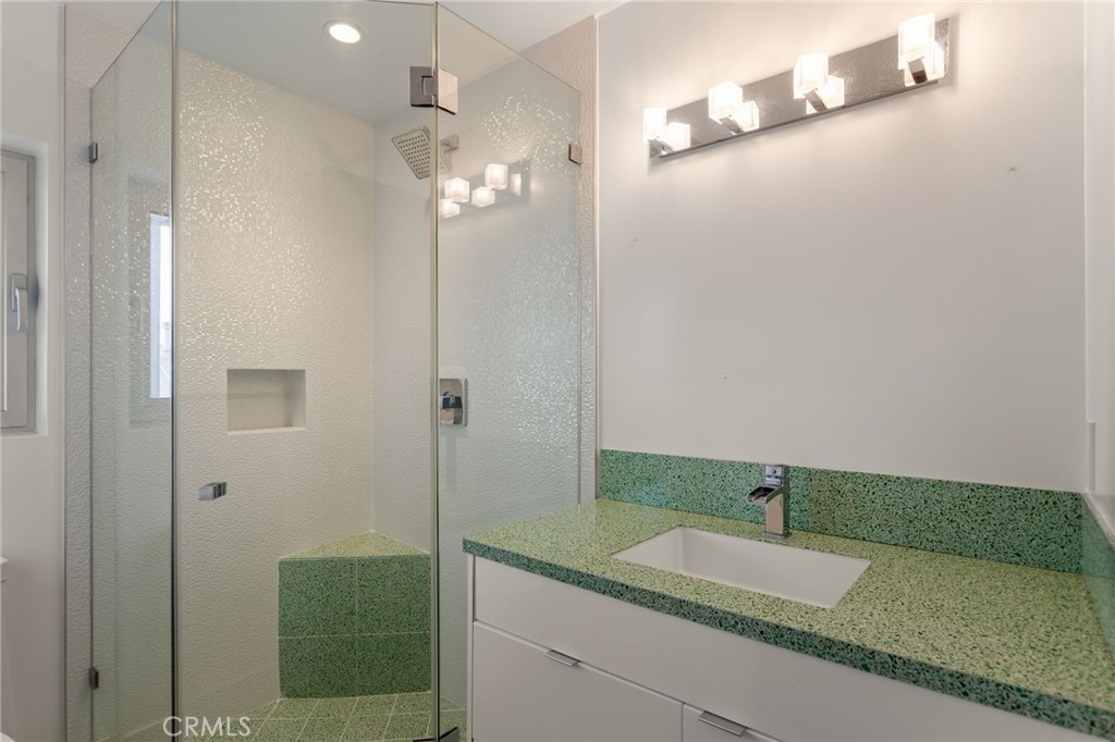 1518 Anita Lane, Newport Beach CA 92660 - photo 23