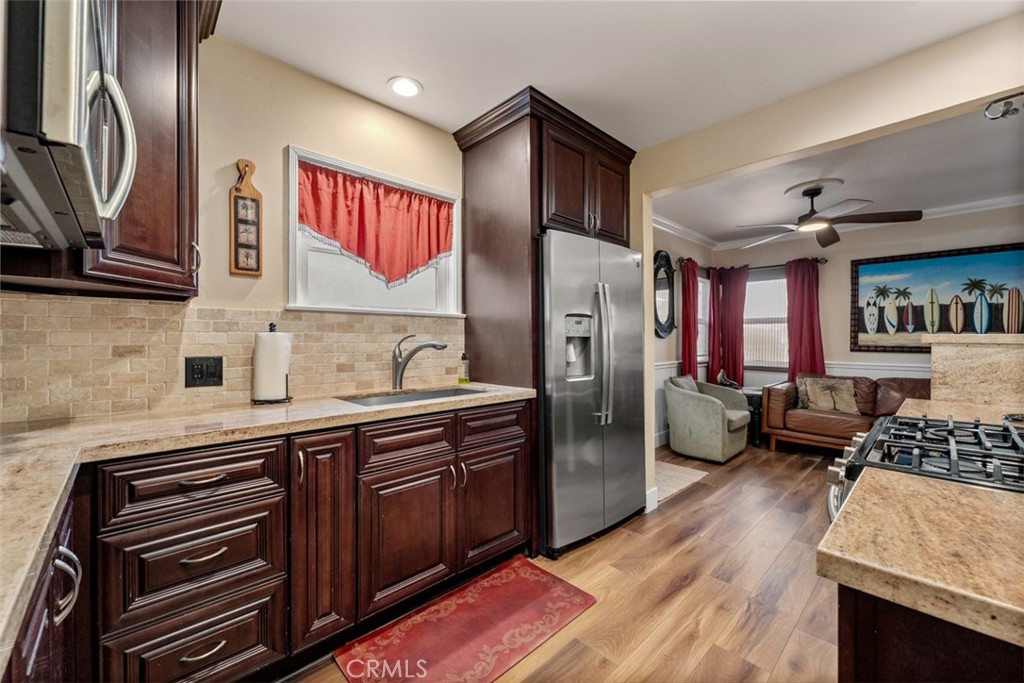 1527 W Balboa, Newport Beach CA 92663 - photo 27