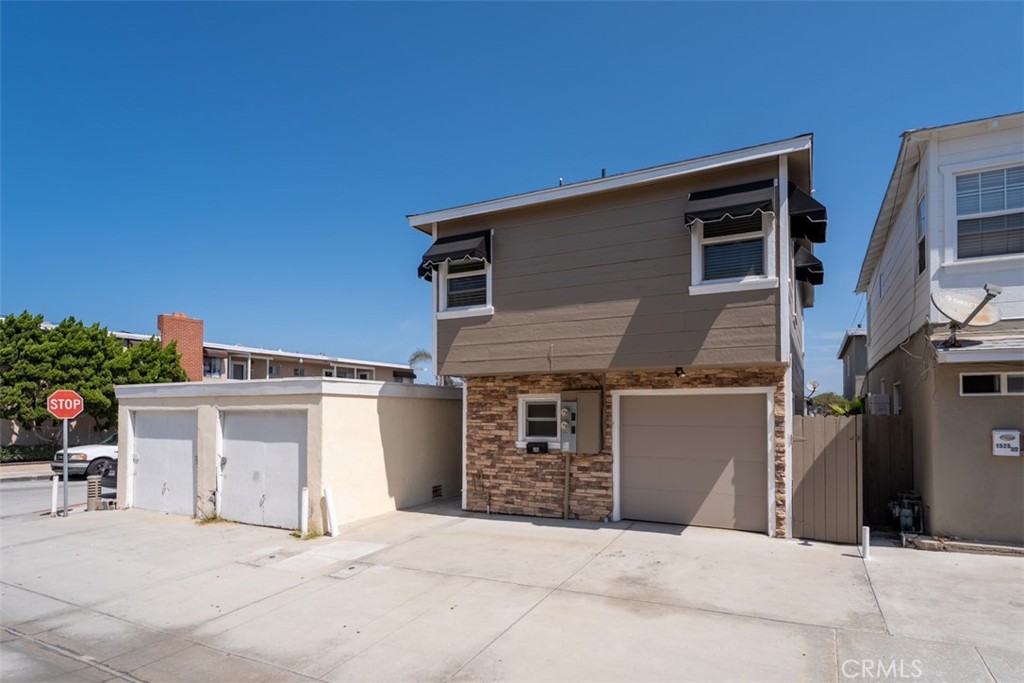 1527 W Balboa, Newport Beach CA 92663 - photo 38