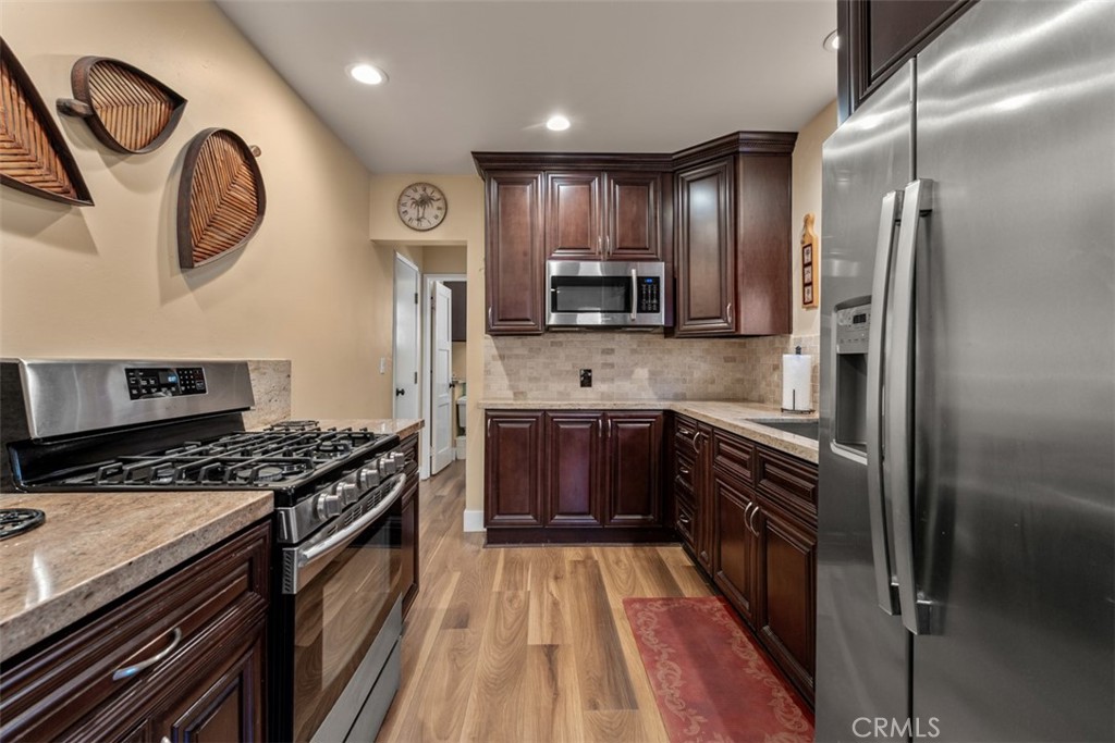 1527 W Balboa, Newport Beach CA 92663 - photo 25