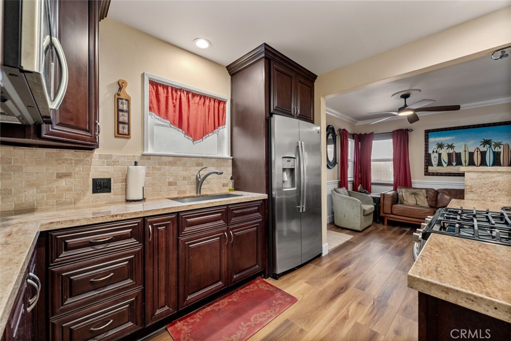 1527 W Balboa, Newport Beach CA 92663 - photo 27
