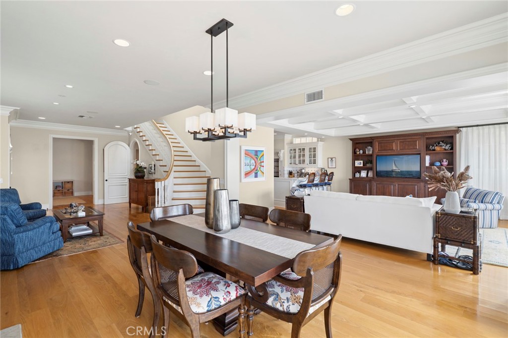 1550 E Oceanfront, Newport Beach CA 92661 - photo 8