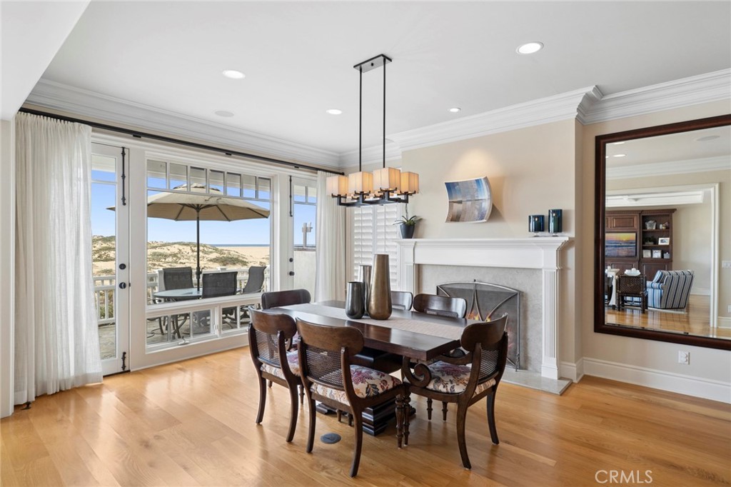 1550 E Oceanfront, Newport Beach CA 92661 - photo 9