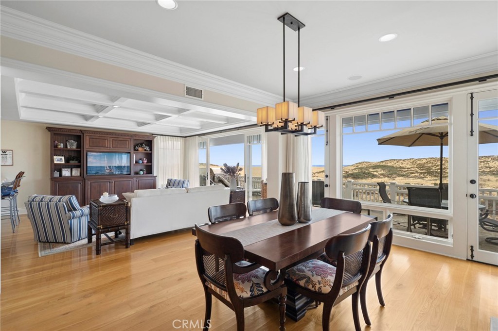 1550 E Oceanfront, Newport Beach CA 92661 - photo 10