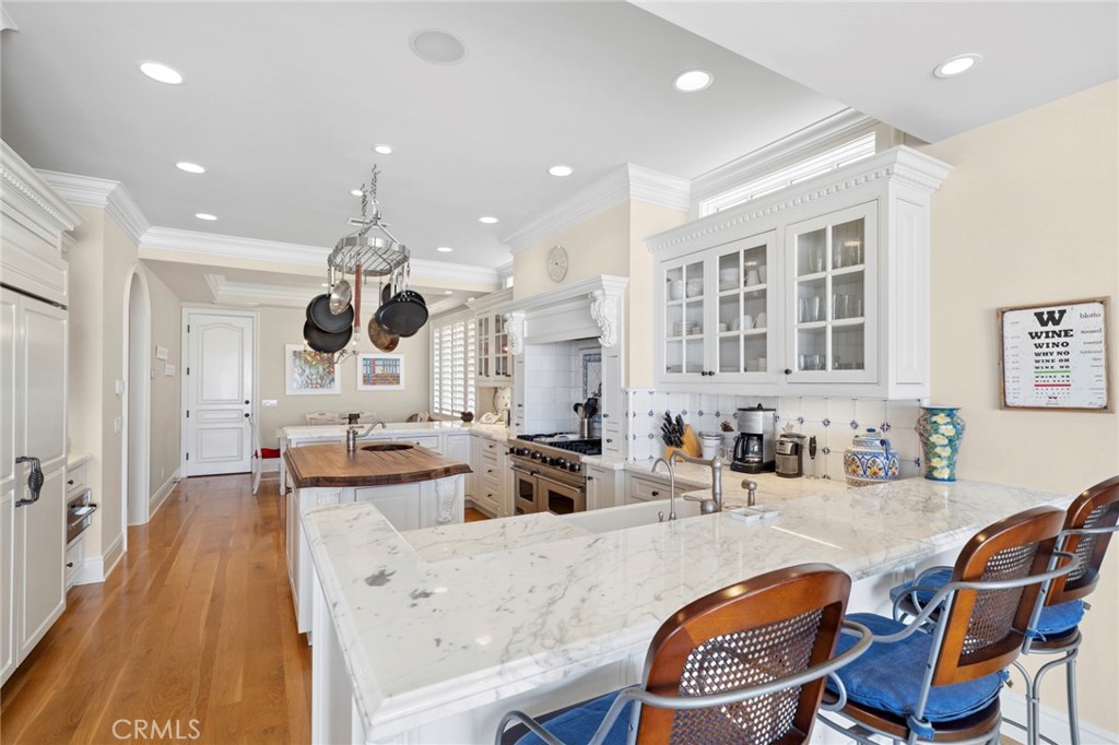 1550 E Oceanfront, Newport Beach CA 92661 - photo 11