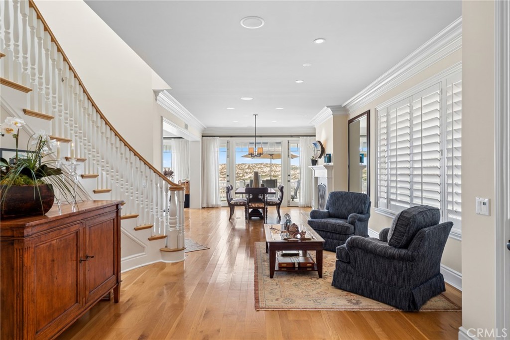 1550 E Oceanfront, Newport Beach CA 92661 - photo 30