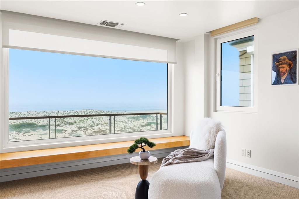 1554 E Oceanfront, Newport Beach CA 92661 - photo 32