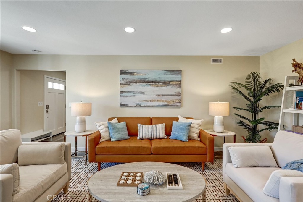 1591 Pegasus, Newport Beach CA 92660 - photo 2