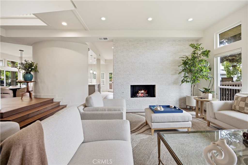 16 Lucerne, Newport Beach CA 92660 - photo 8