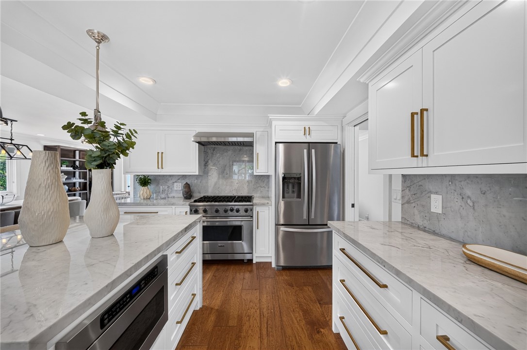 1609 Ruth, Newport Beach CA 92660 - photo 15